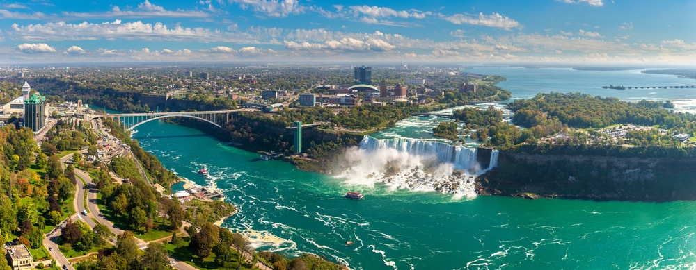 Niagara Falls View, Canadian Sid