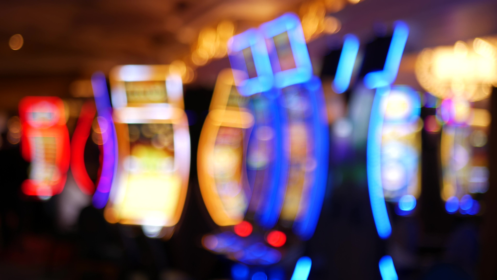 Defocused slot machines