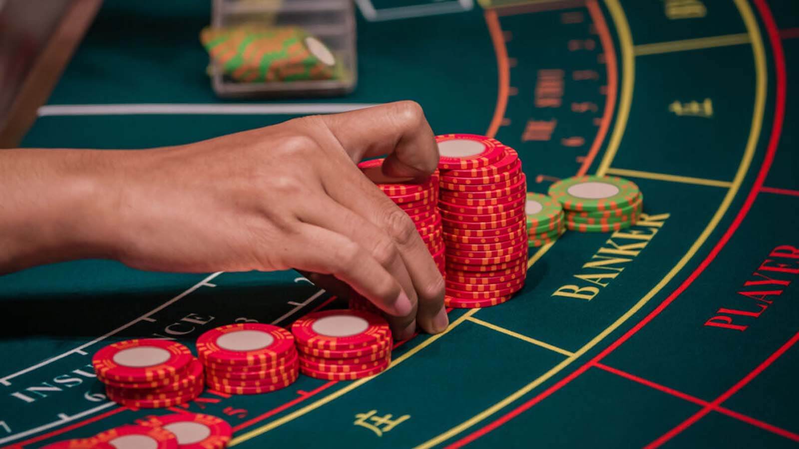 How to play Baccarat and win