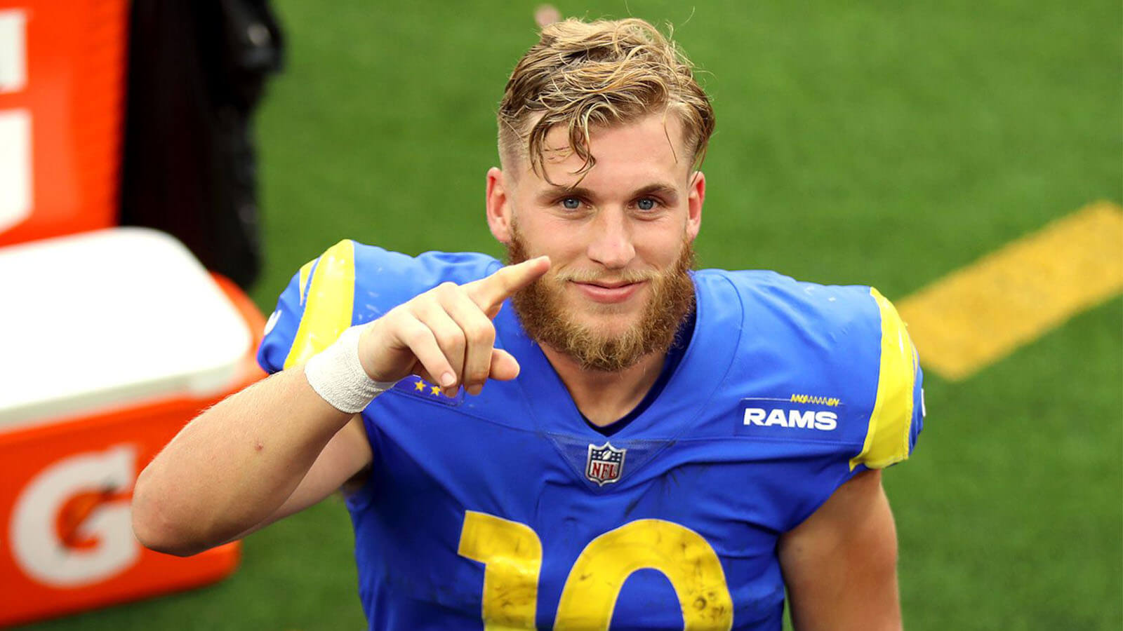 Cooper Kupp - 810K total followers